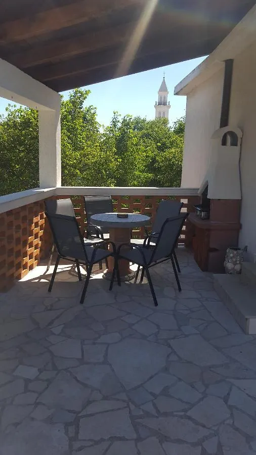Tatjana Apartment Novi Vinodolski